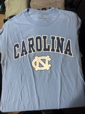 Fanatics North Carolina Arch Logo Tee in Light Blue and White